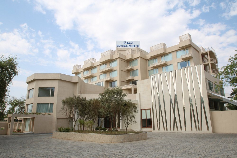 Sarovar Premiere, Jaipur (Breakfast Mandatory)